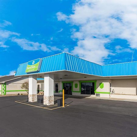 Surestay Hotel By Best Western Higginsville Экстерьер фото