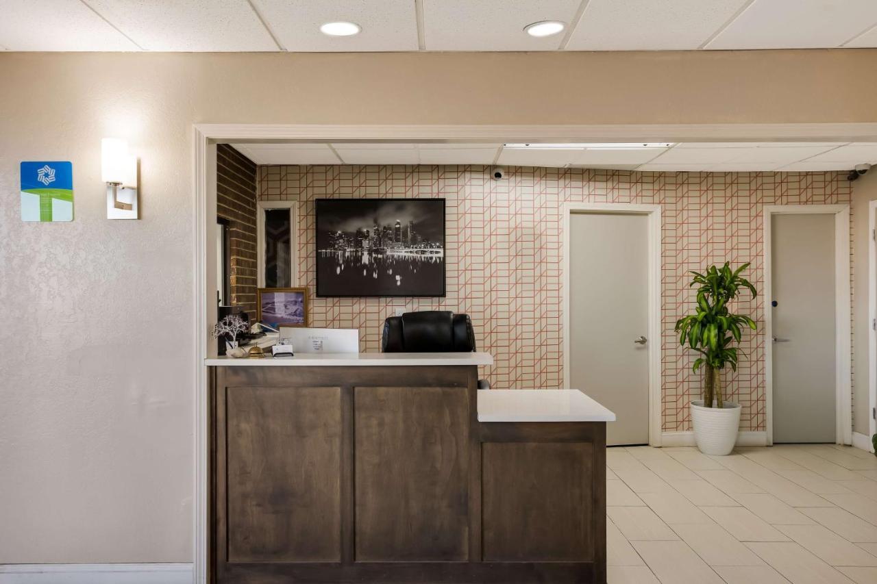 Surestay Hotel By Best Western Higginsville Экстерьер фото