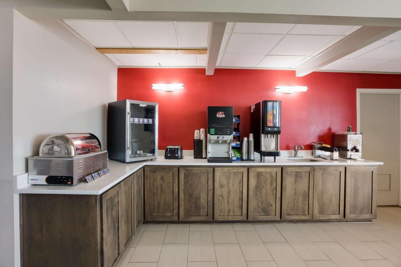 Surestay Hotel By Best Western Higginsville Экстерьер фото
