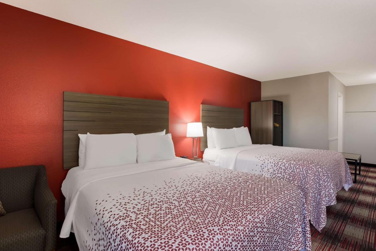Surestay Hotel By Best Western Higginsville Экстерьер фото